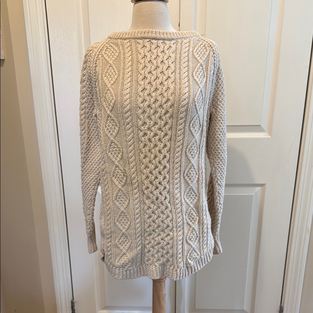 L.L. Bean Cream Cotton Cable Knit Tunic Sweater with side zips size Medium